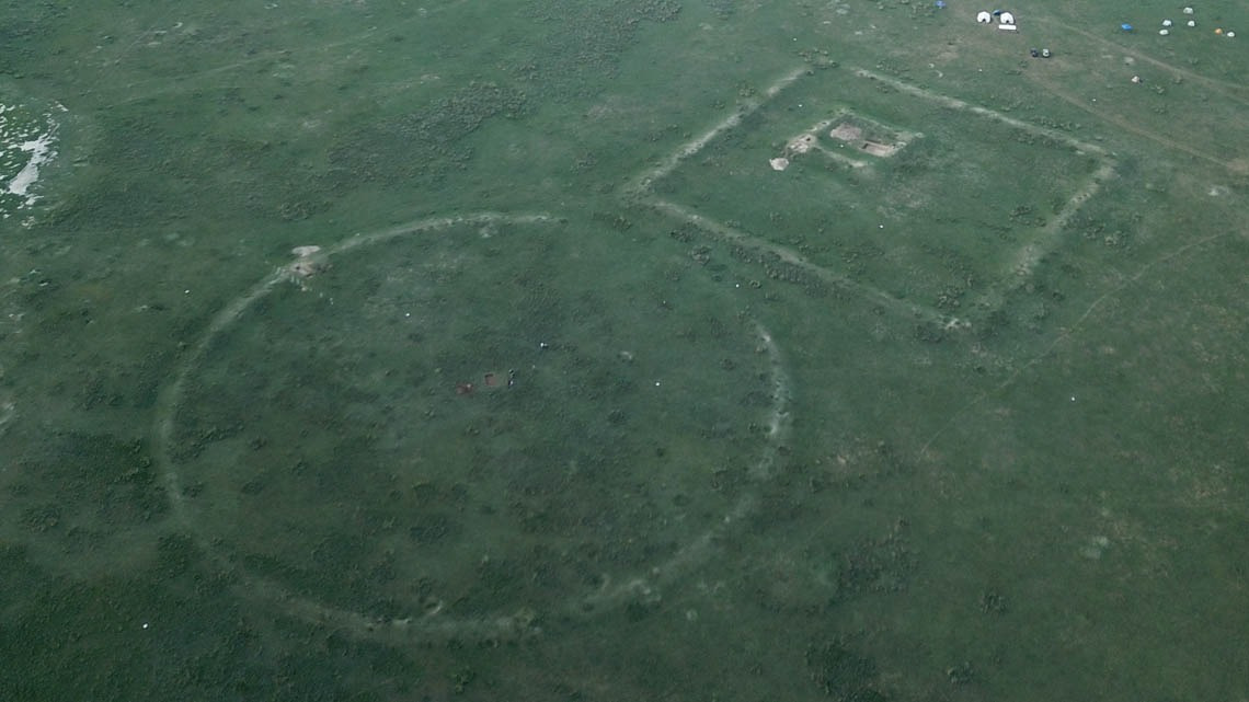 The Wall People and Ecology in Medieval Mongolia and China